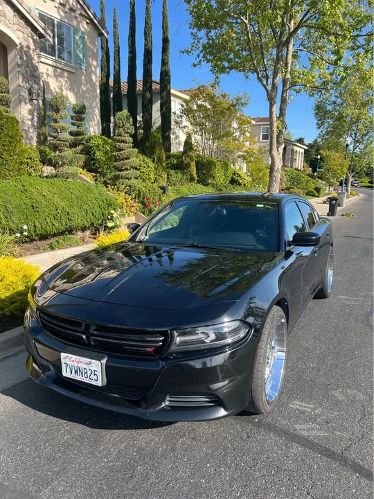 2016 Dodge Charger 7th Gen - Image 2 of 8