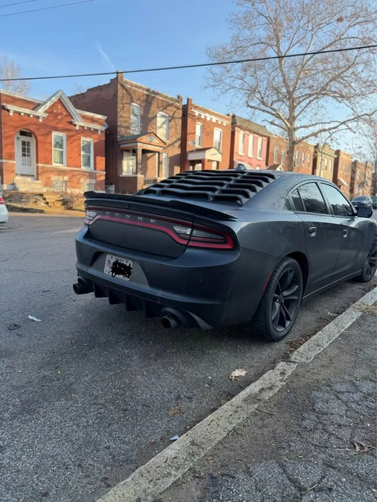 2016 Dodge Charger 7th Gen - Image 9 of 11