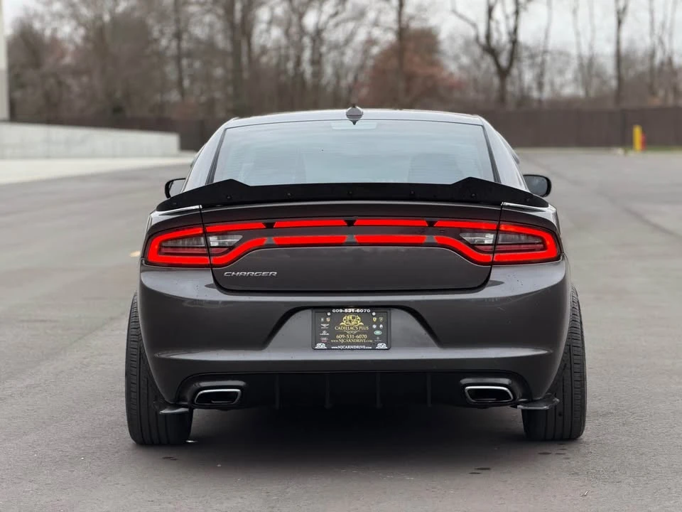 2016 Dodge Charger 7th Gen - Image 10 of 19