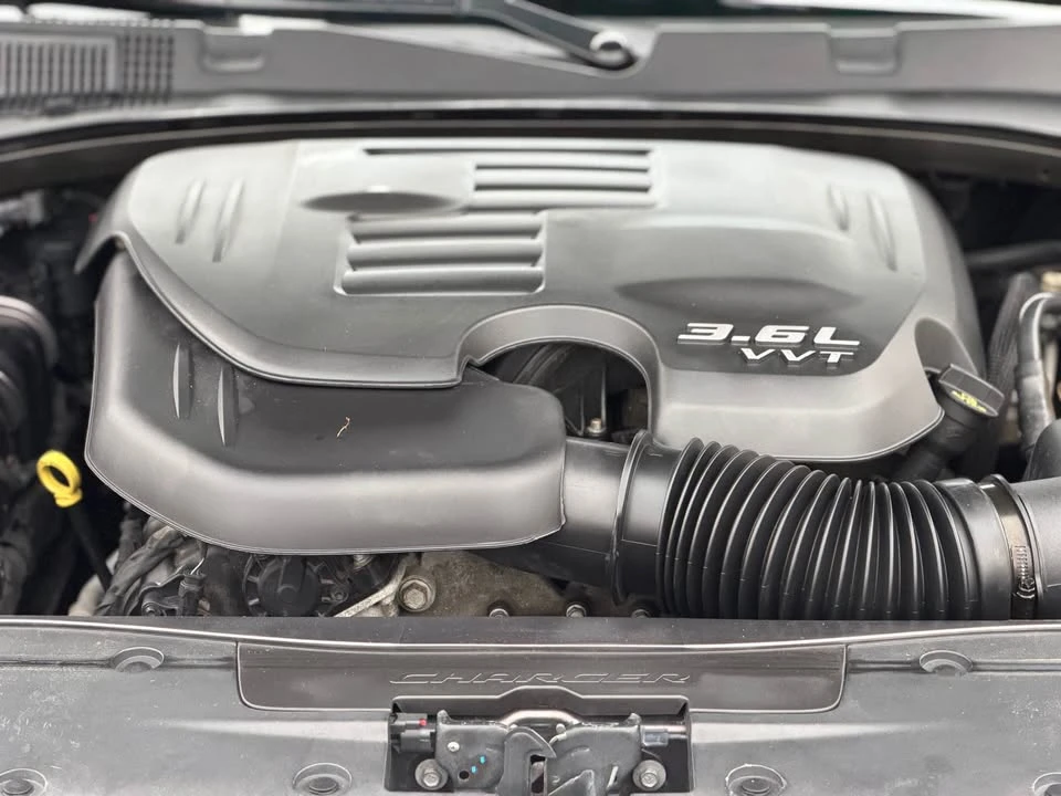 2016 Dodge Charger 7th Gen - Image 18 of 19