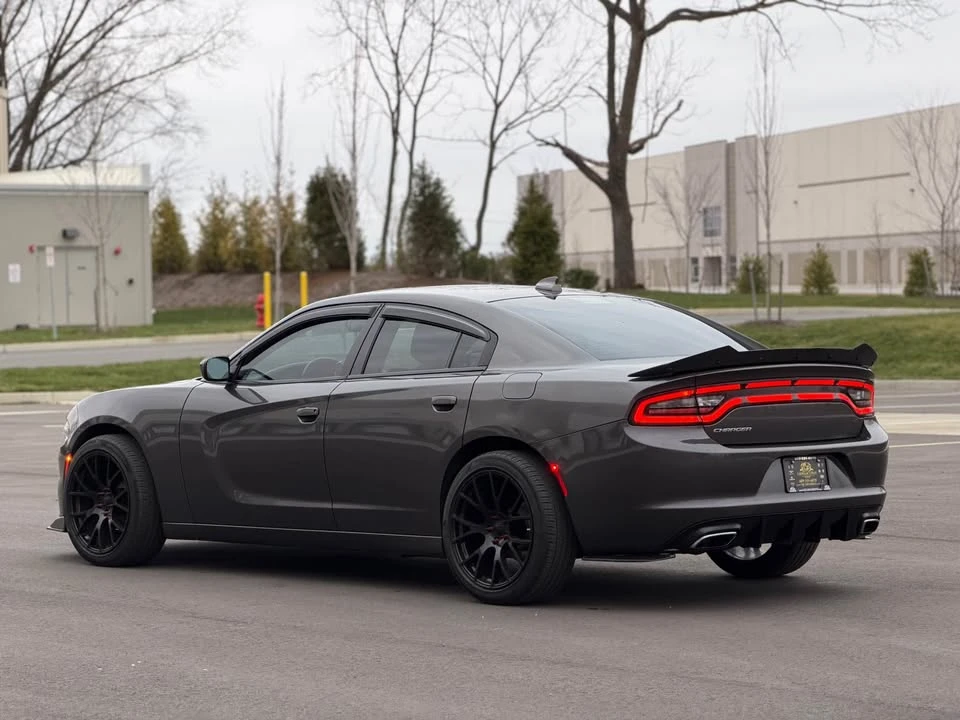 2016 Dodge Charger 7th Gen - Image 11 of 19