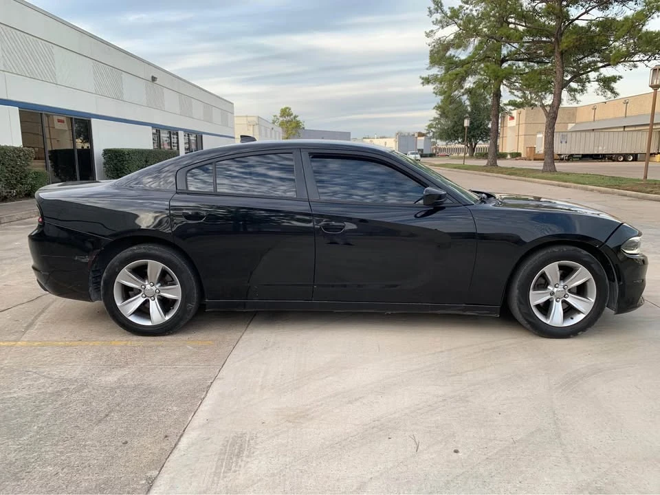 2016 Dodge Charger 7th Gen - Image 2 of 10