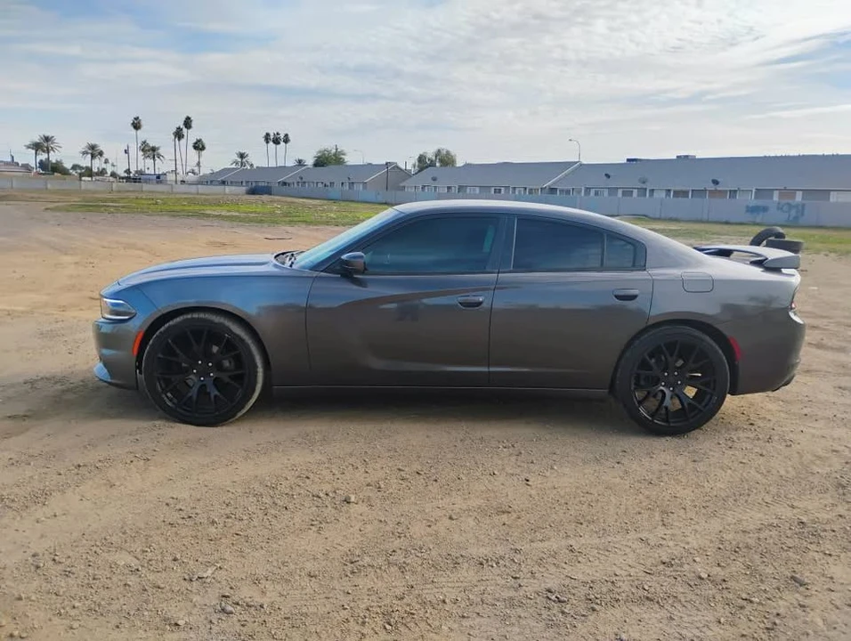 2016 Dodge Charger 7th Gen - Image 3 of 13