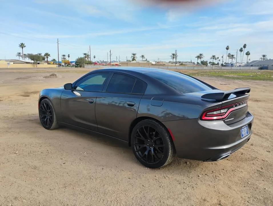 2016 Dodge Charger 7th Gen - Image 4 of 13