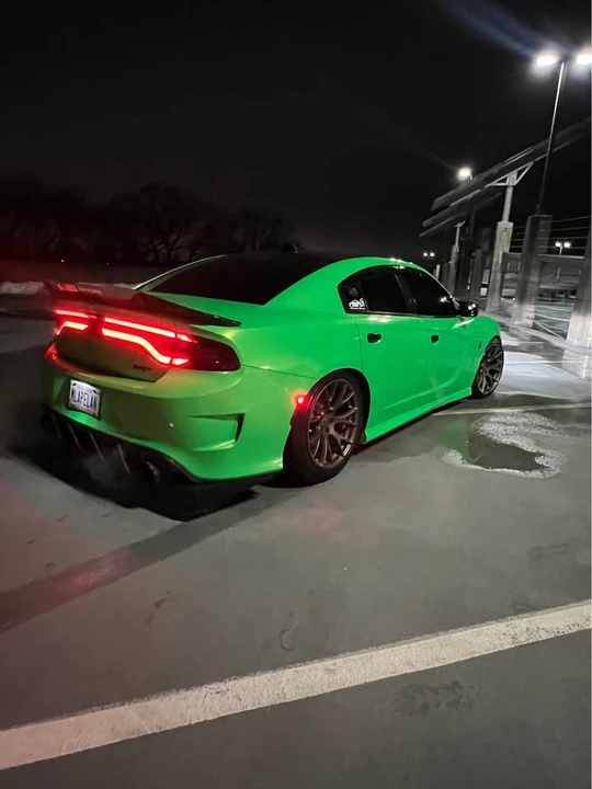 2016 Dodge Charger SRT & 392 7th Gen - Image 4 of 9