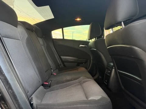 2016 Dodge Charger 7th Gen - Image 9 of 10