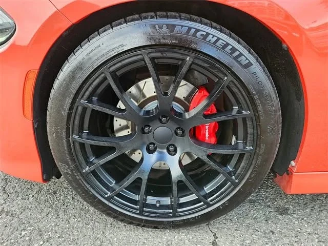 2016 Dodge Charger SRT & 392 7th Gen - Image 9 of 20