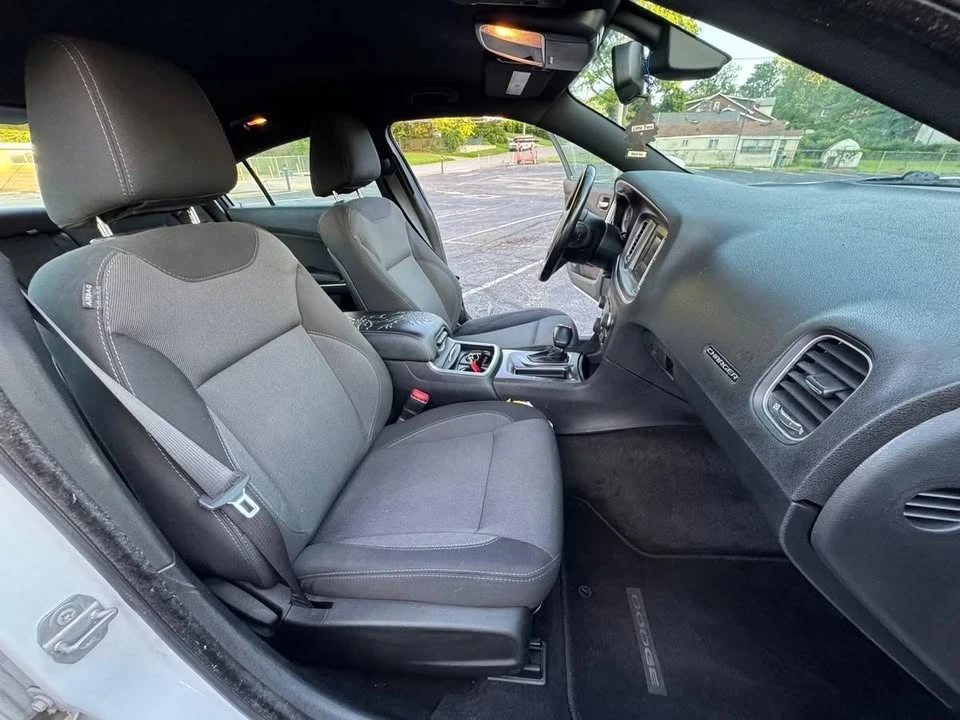 2016 Dodge Charger 7th Gen - Image 11 of 18