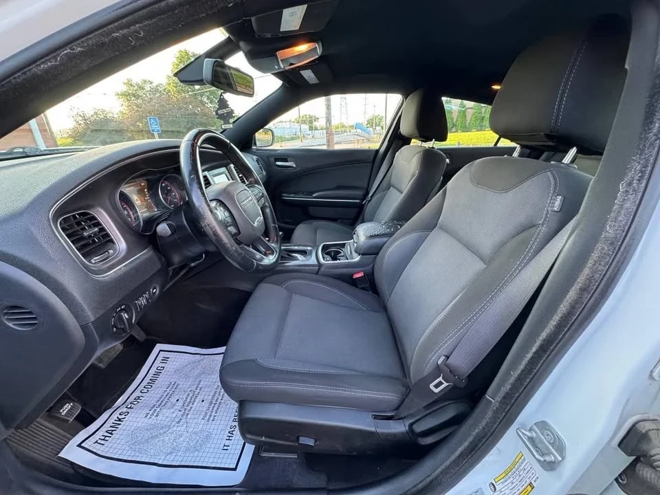 2016 Dodge Charger 7th Gen - Image 9 of 18
