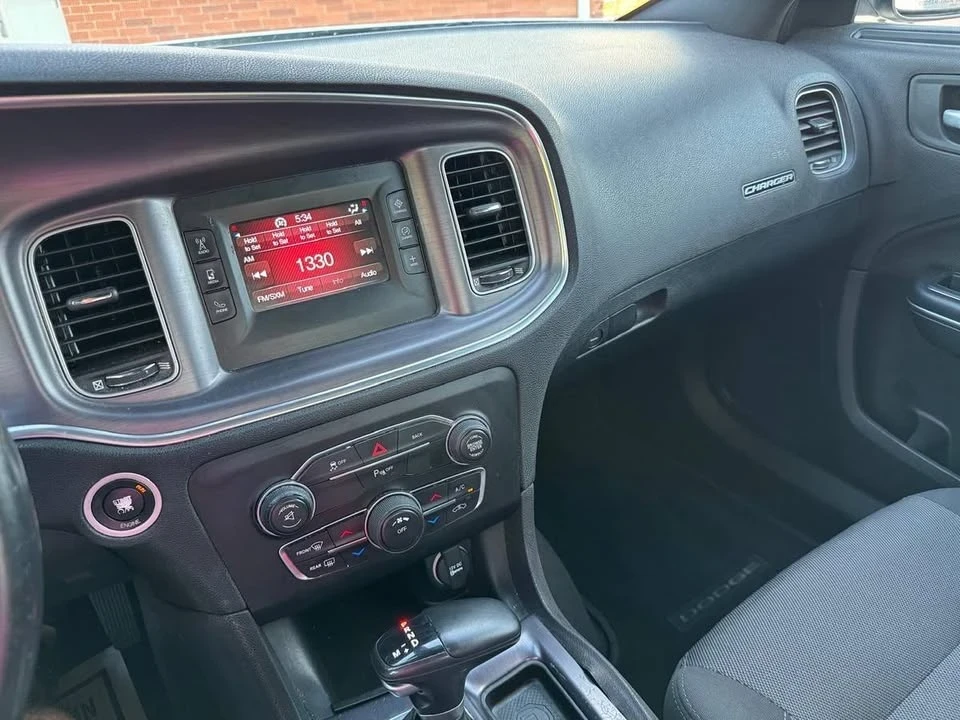 2016 Dodge Charger 7th Gen - Image 16 of 18