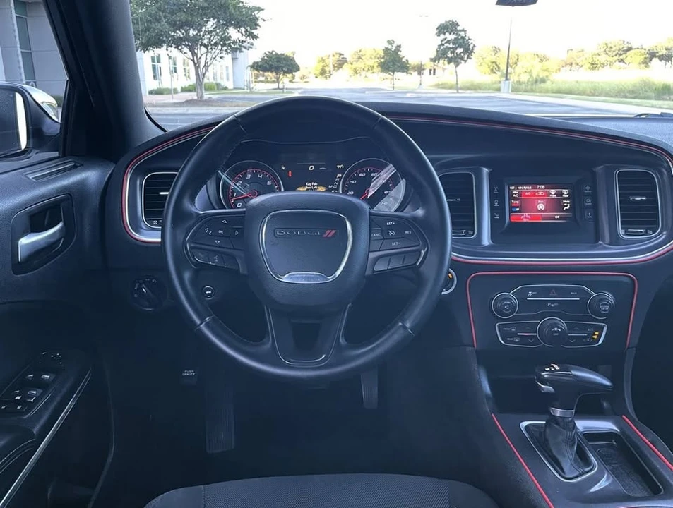 2016 Dodge Charger 7th Gen - Image 14 of 20