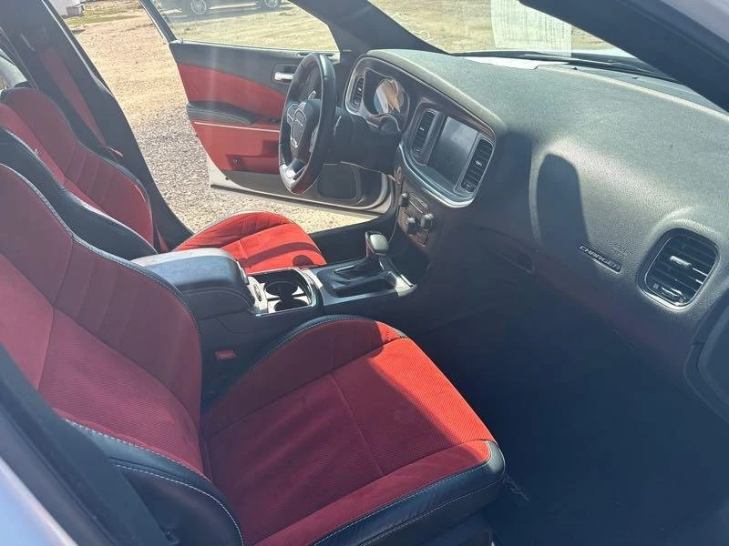 2016 Dodge Charger SRT Hellcat 7th Gen - Image 9 of 17
