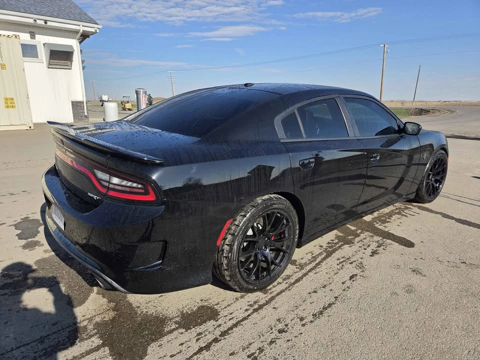 2016 Dodge Charger SRT Hellcat 7th Gen - Image 5 of 9