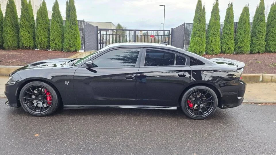 2016 Dodge Charger SRT Hellcat 7th Gen - Image 8 of 16