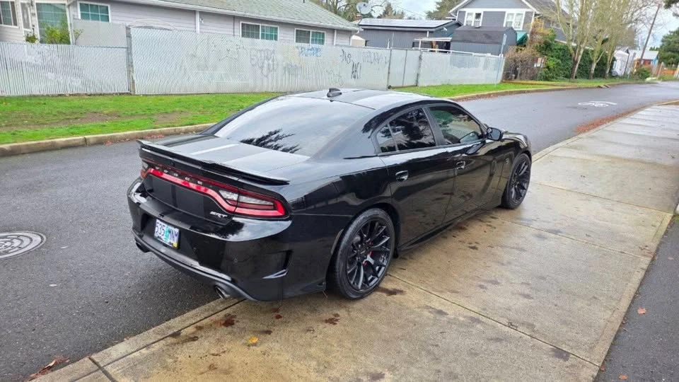 2016 Dodge Charger SRT Hellcat 7th Gen - Image 5 of 16