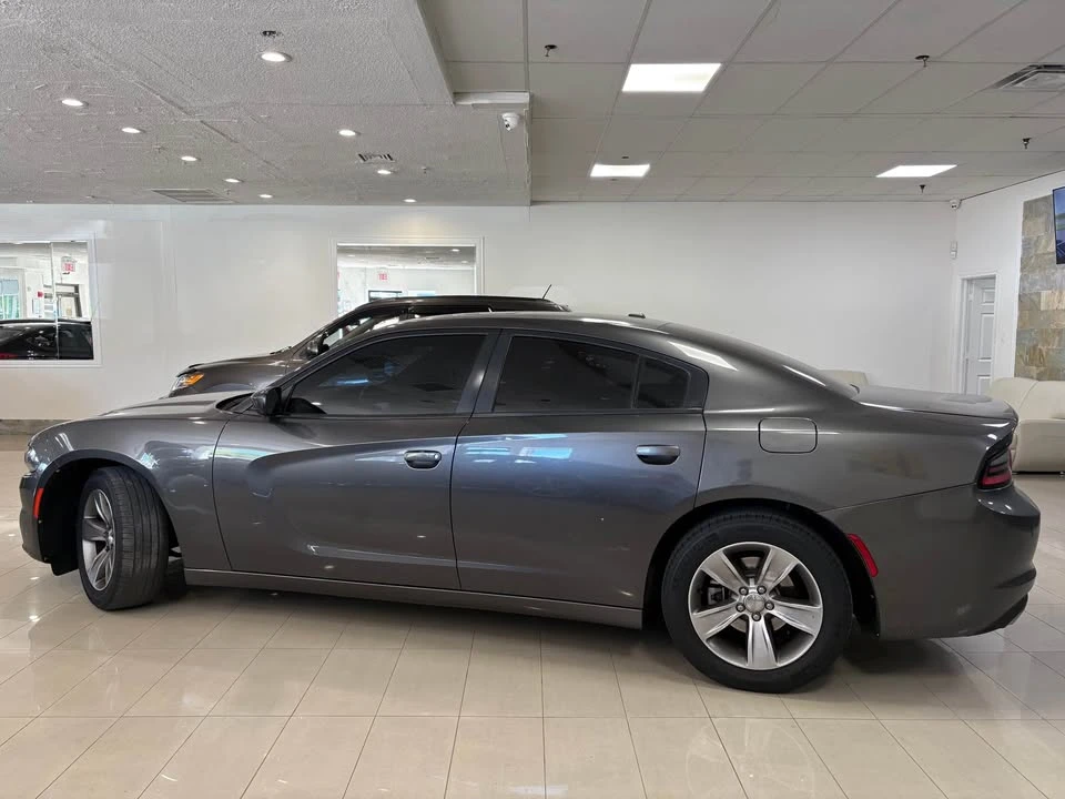 2016 Dodge Charger 7th Gen - Image 5 of 12
