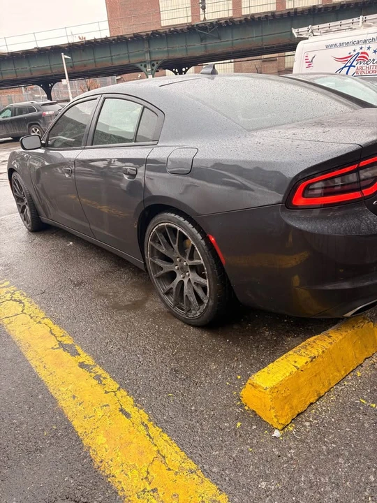2016 Dodge Charger 7th Gen - Image 2 of 9