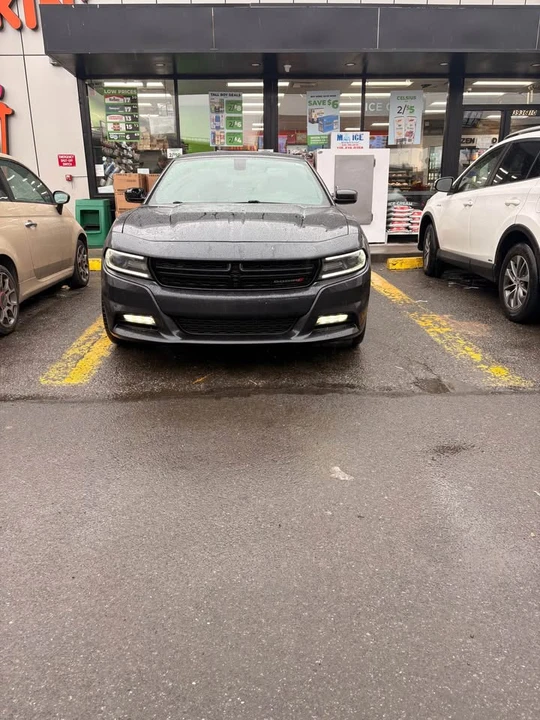 2016 Dodge Charger 7th Gen - Image 4 of 9