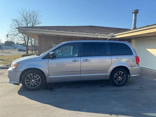2016 Dodge Caravan - Image 3 of 11