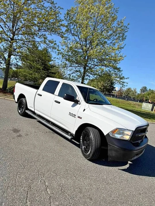 2016 Ram 1500 1st Gen - Image 2 of 14