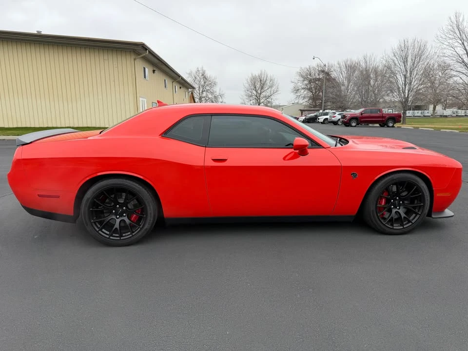 2016 Dodge Challenger SRT Hellcat 3rd Gen - Image 9 of 14