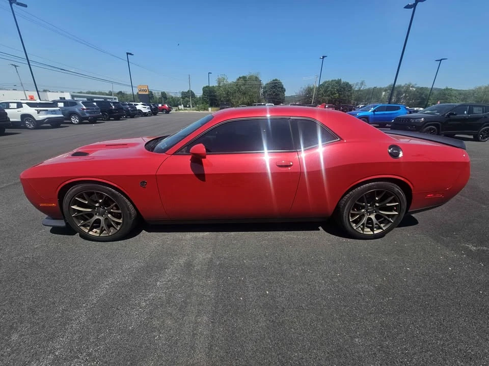 2016 Dodge Challenger SRT Hellcat 3rd Gen - Image 3 of 18
