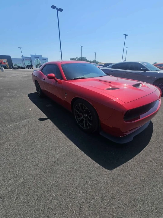 2016 Dodge Challenger SRT Hellcat 3rd Gen - Image 4 of 18