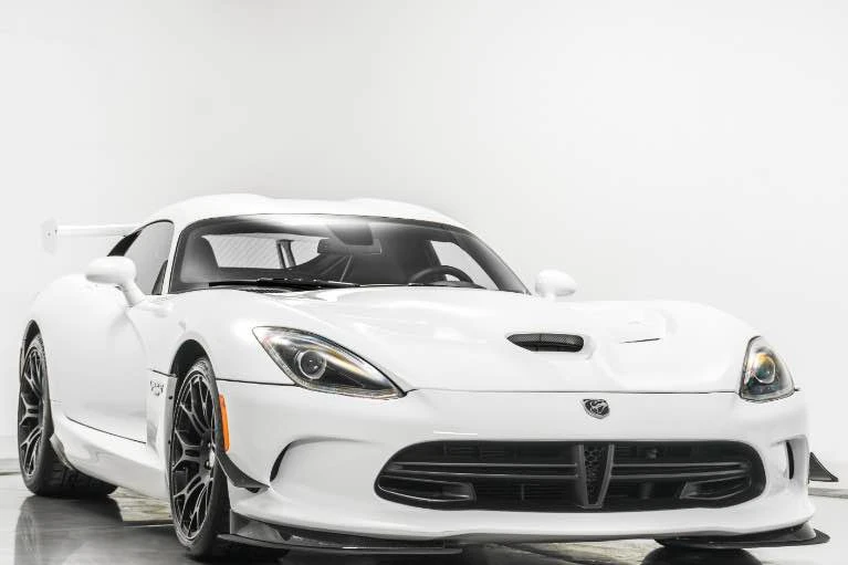 2016 Dodge Viper 5th Gen - Image 2 of 17