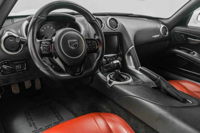 2016 Dodge Viper 5th Gen - Image 15 of 17