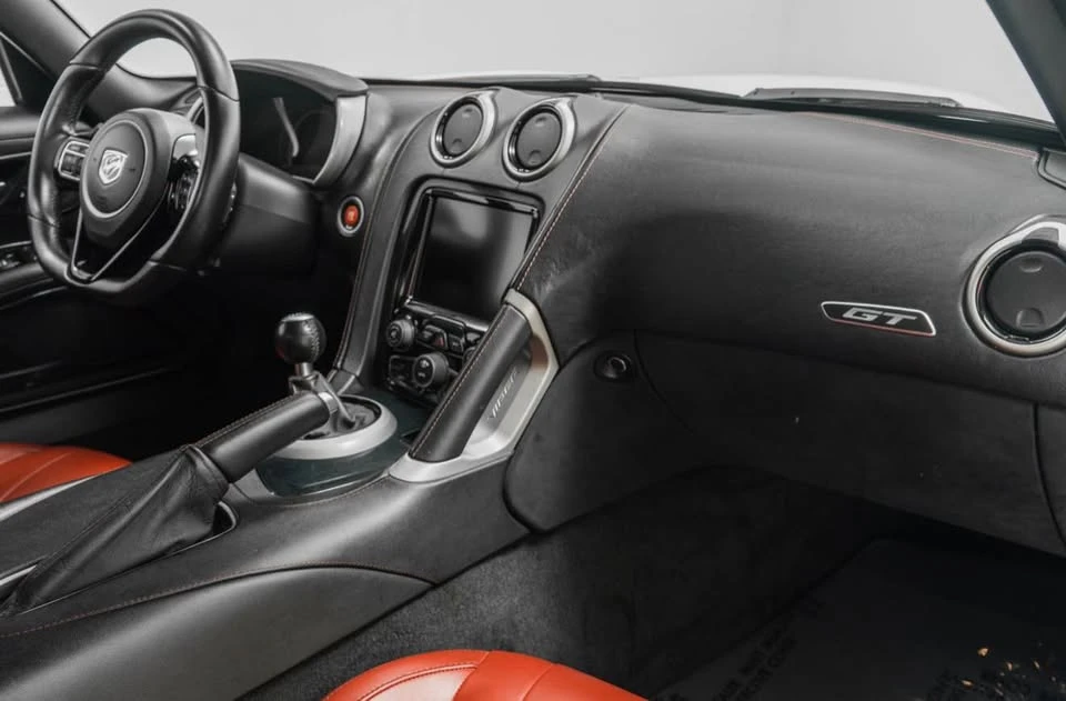 2016 Dodge Viper 5th Gen - Image 11 of 14