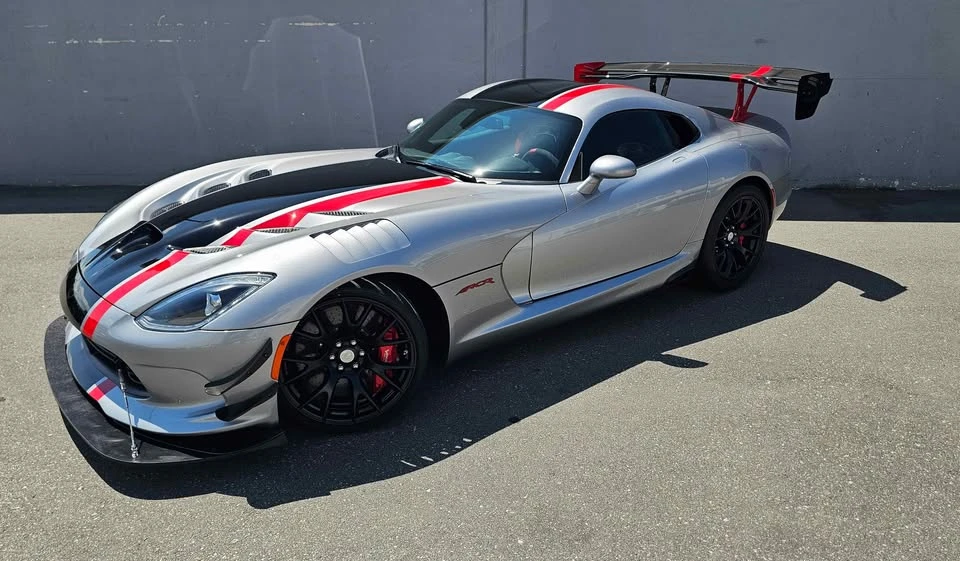 2016 Dodge Viper ACR 5th Gen - Image 2 of 17