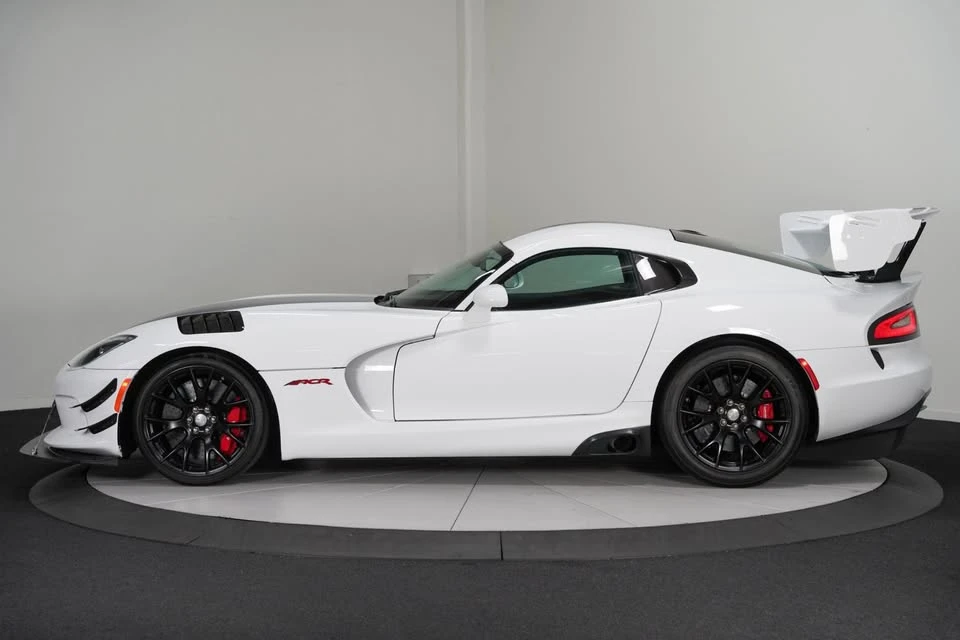 2016 Dodge Viper ACR 5th Gen - Image 4 of 18
