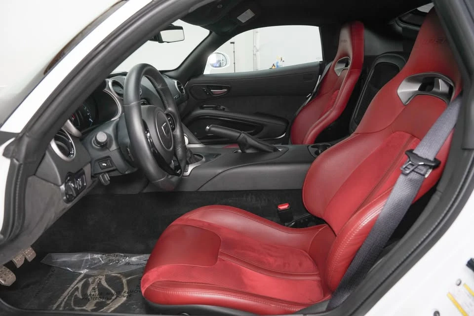 2016 Dodge Viper 5th Gen - Image 10 of 14