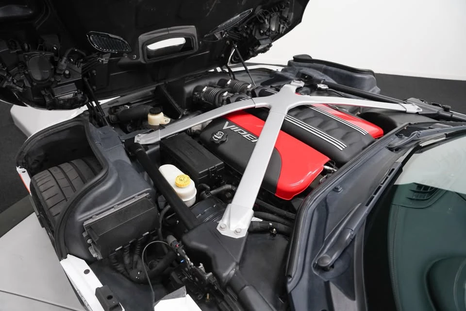 2016 Dodge Viper 5th Gen - Image 12 of 14