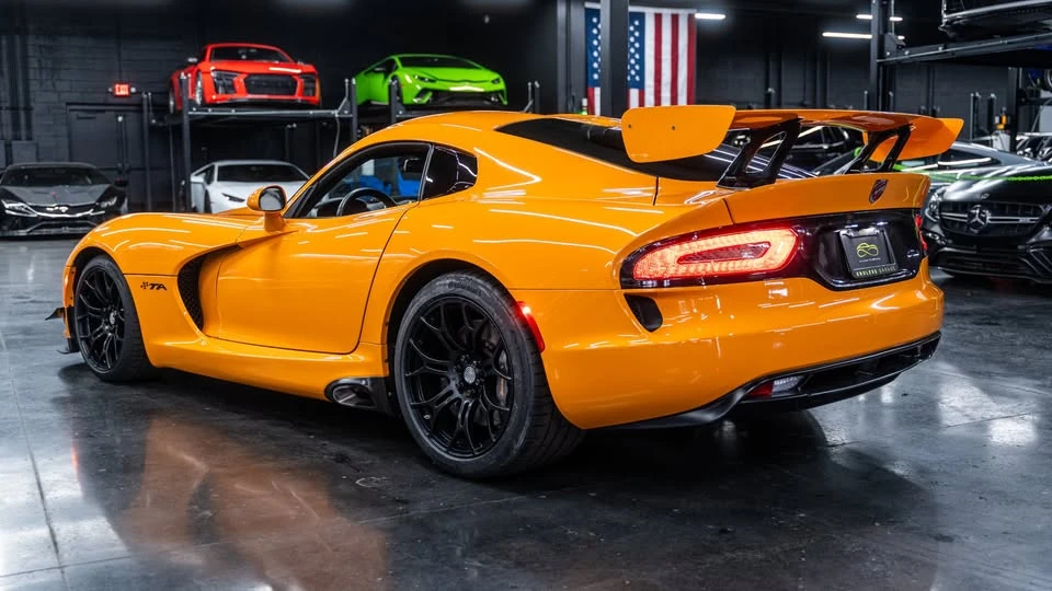 2016 Dodge Viper 5th Gen - Image 4 of 13