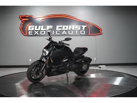 2016 Ducati Diavel Dark Stealth