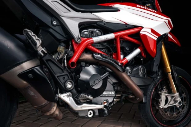 2016 Ducati Hypermotard - Image 5 of 6