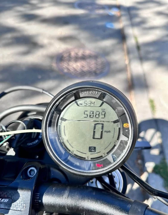 2016 Ducati Scrambler - Image 5 of 8