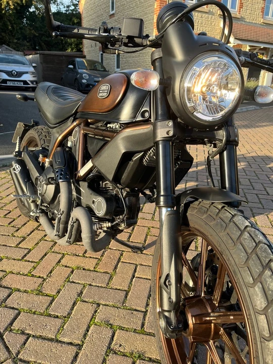 2016 Ducati Scrambler - Image 9 of 25