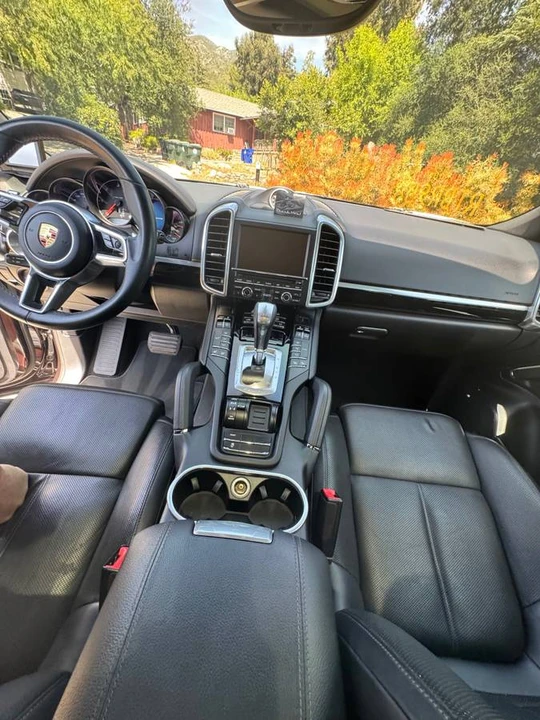2016 Porsche 958 Cayenne - Image 8 of 12