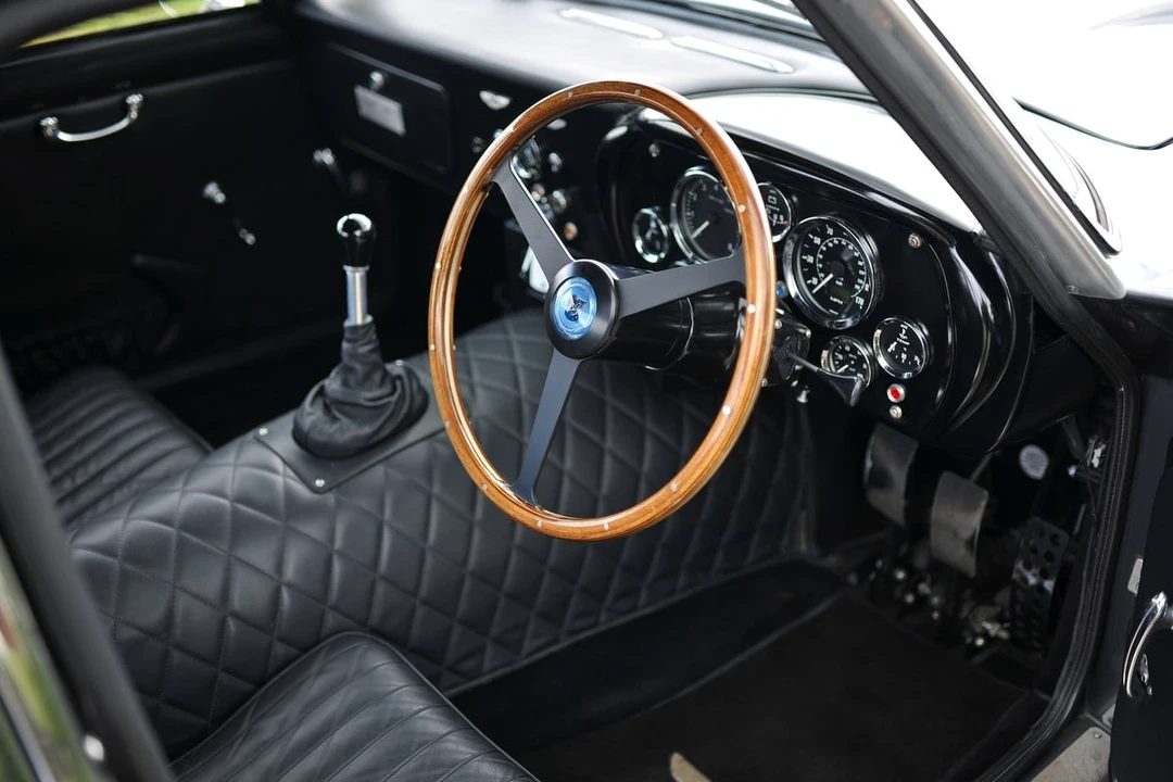 2016 Aston Martin DB4 GT Zagato - Image 7 of 30