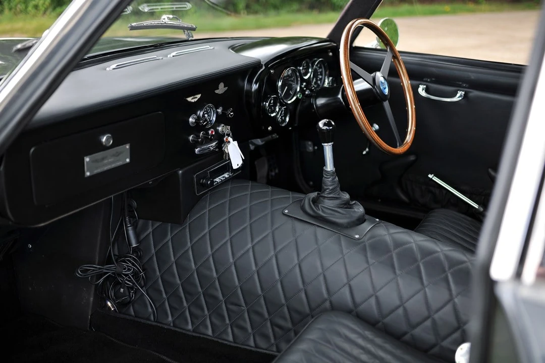 2016 Aston Martin DB4 GT Zagato - Image 28 of 30