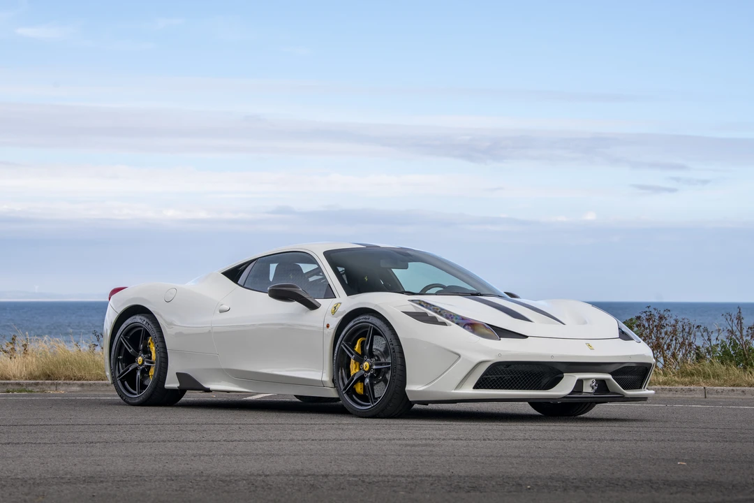 2016 Ferrari 458 Speciale - Image 10 of 31