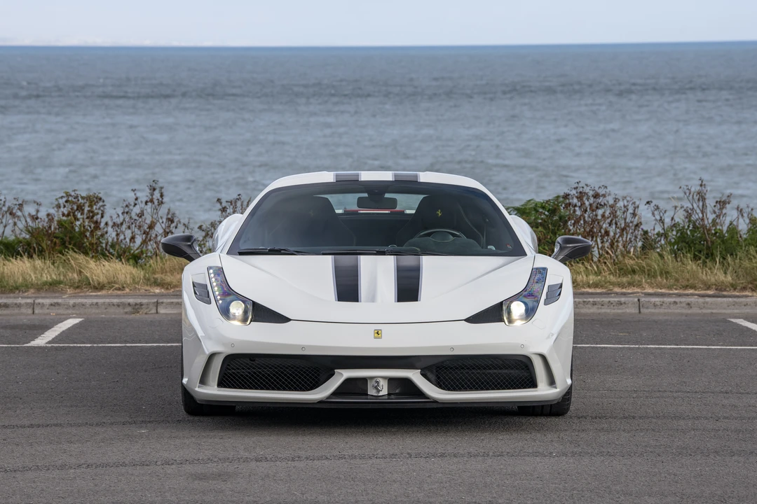 2016 Ferrari 458 Speciale - Image 11 of 31