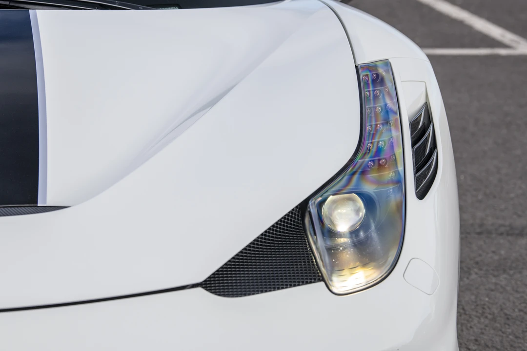 2016 Ferrari 458 Speciale - Image 24 of 31