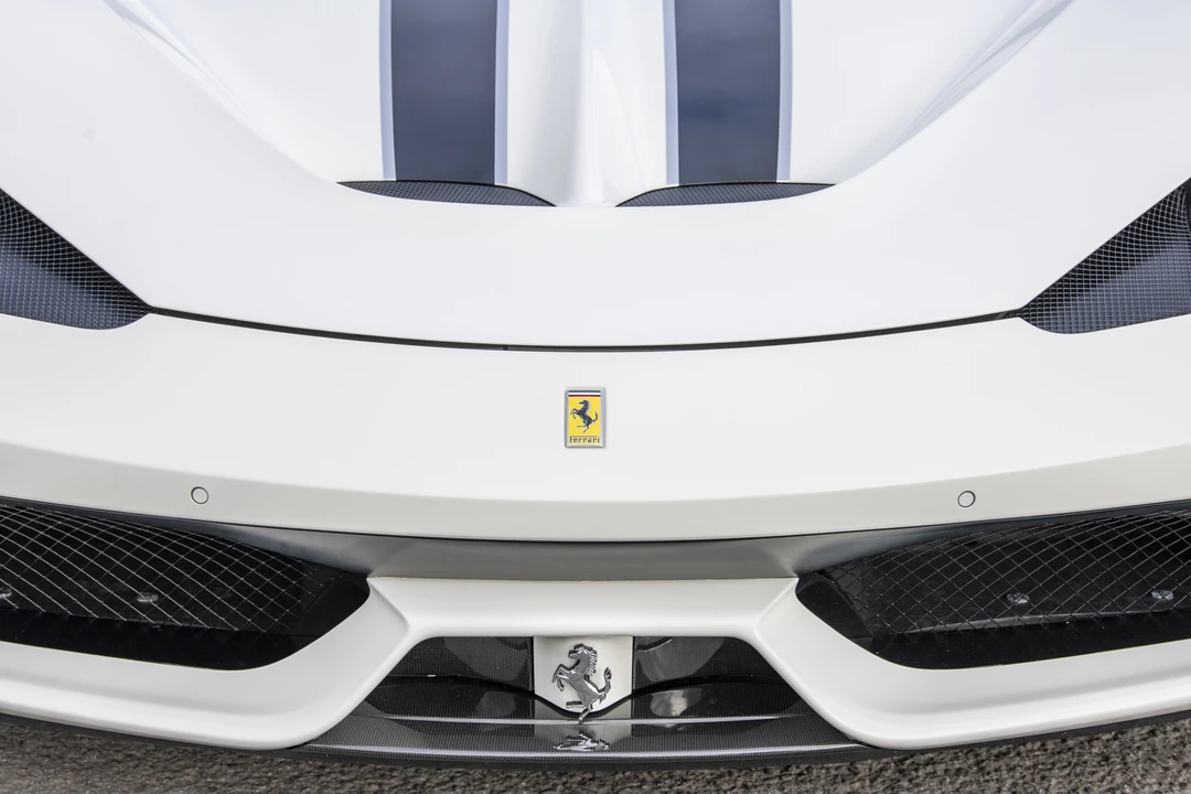2016 Ferrari 458 Speciale - Image 26 of 31