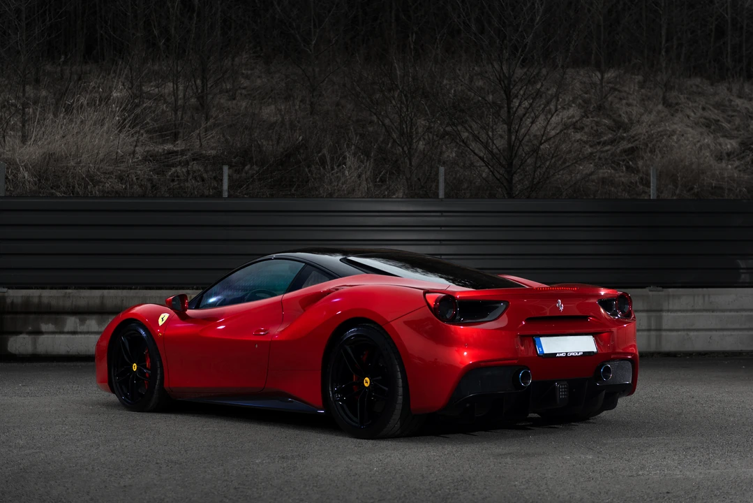 2016 Ferrari 488 GTB - Image 7 of 31
