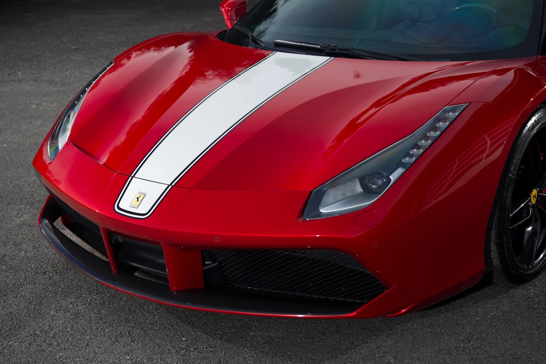 2016 Ferrari 488 GTB - Image 19 of 31