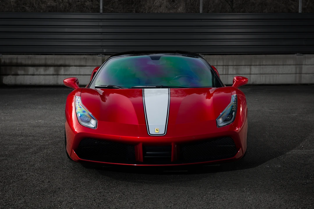2016 Ferrari 488 GTB - Image 11 of 31