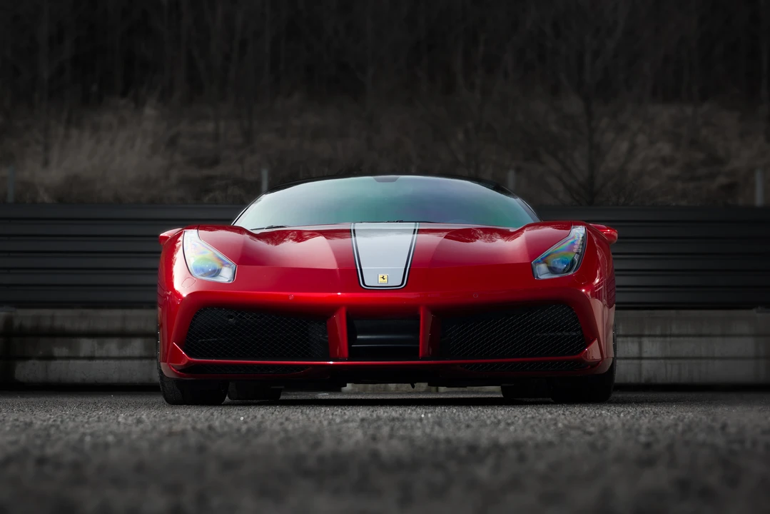 2016 Ferrari 488 GTB - Image 18 of 31